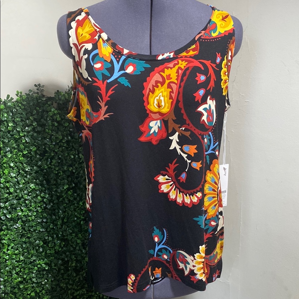 Floral Black Chico’s Sleeveless Top NWT